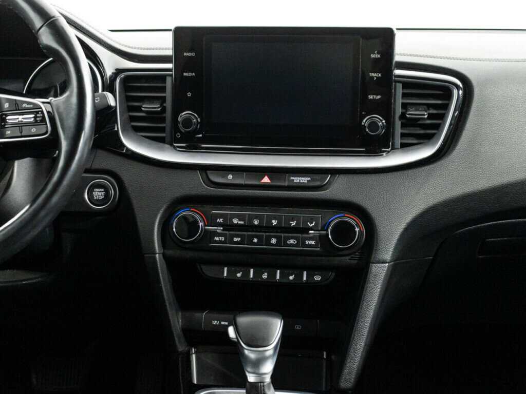 Kia Ceed 2020 года с пробегом. Фото: #12