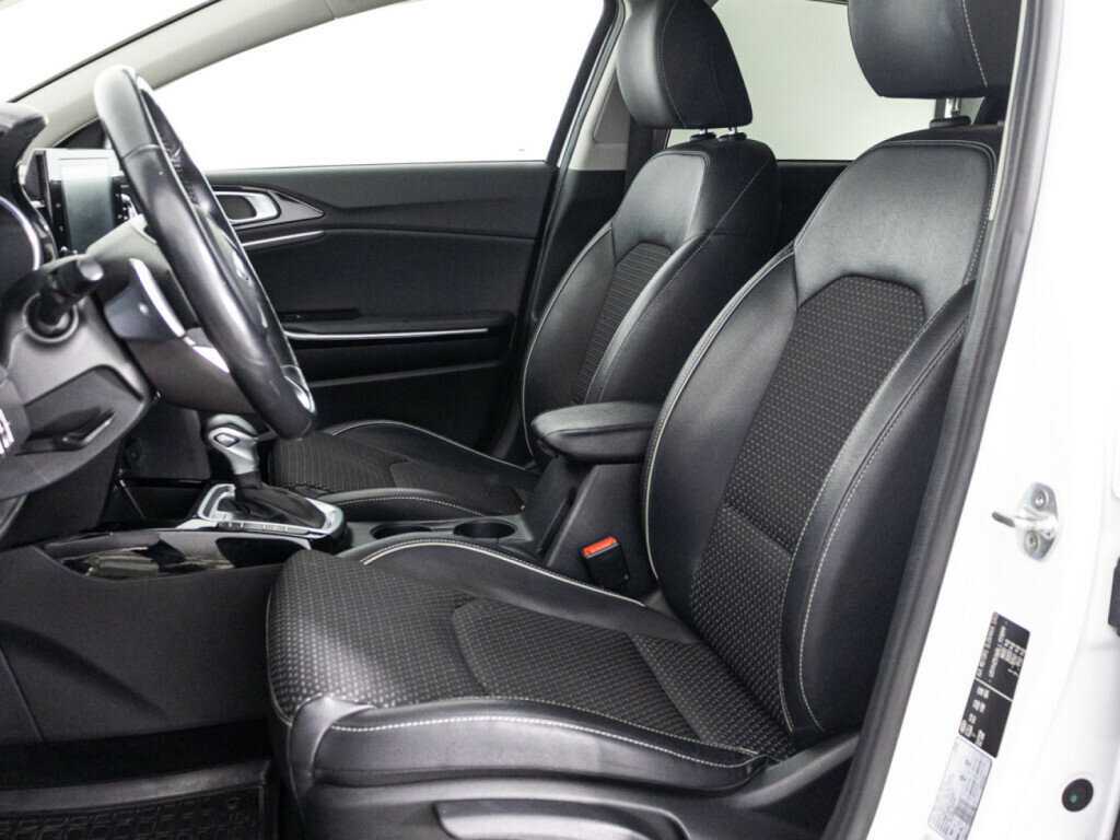 Kia Ceed 2020 года с пробегом. Фото: #14