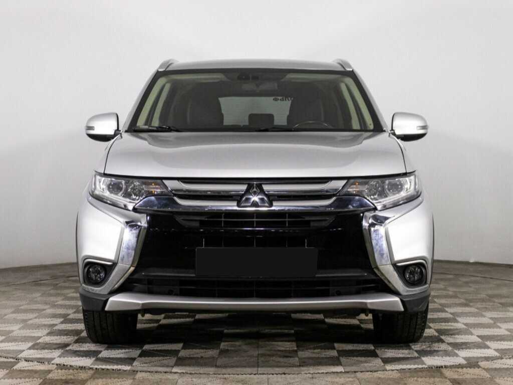 Mitsubishi Outlander 2016 года с пробегом. Фото: #1