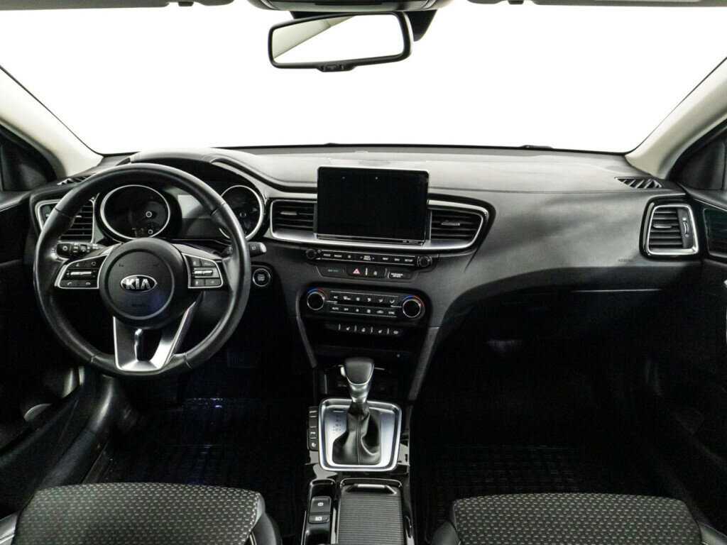 Kia Ceed 2020 года с пробегом. Фото: #12