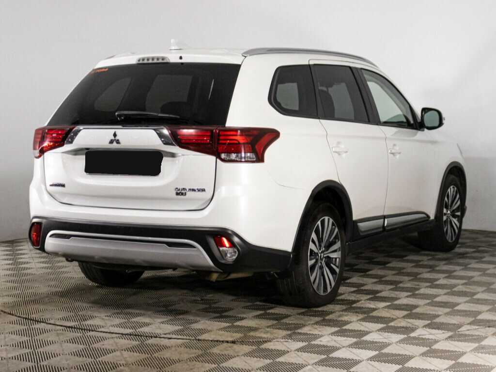 Mitsubishi Outlander 2020 года с пробегом. Фото: #4