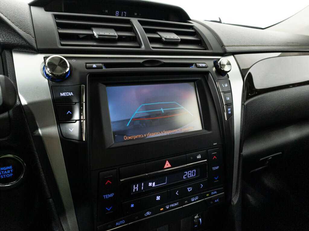 Toyota Camry 2015 года с пробегом. Фото: #15