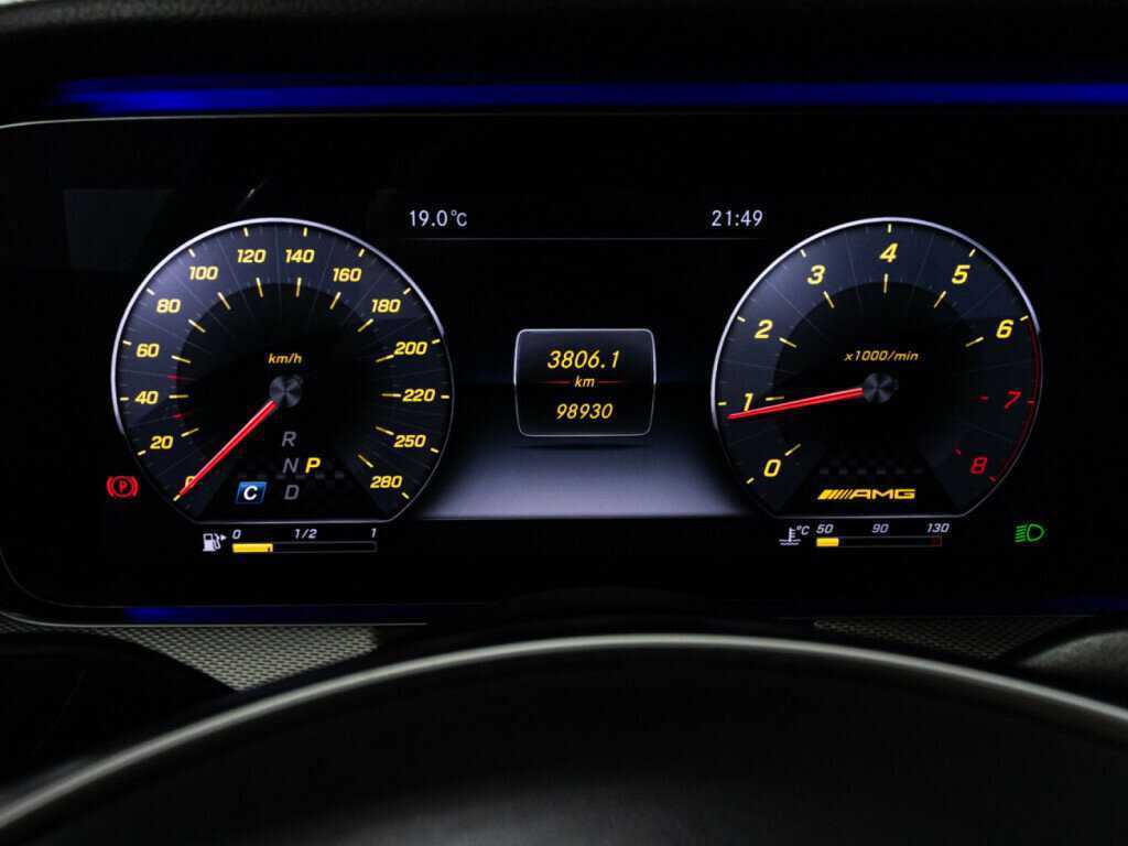 Mercedes-Benz E-Класс 2017 года с пробегом. Фото: #11