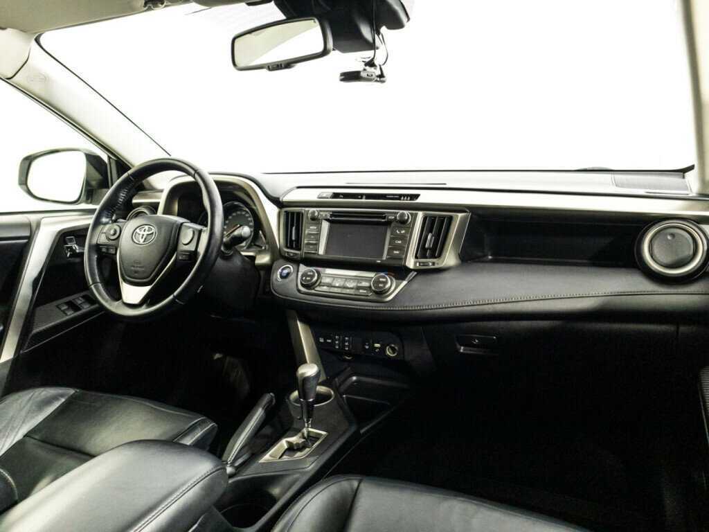 Toyota RAV4 2013 года с пробегом. Фото: #7