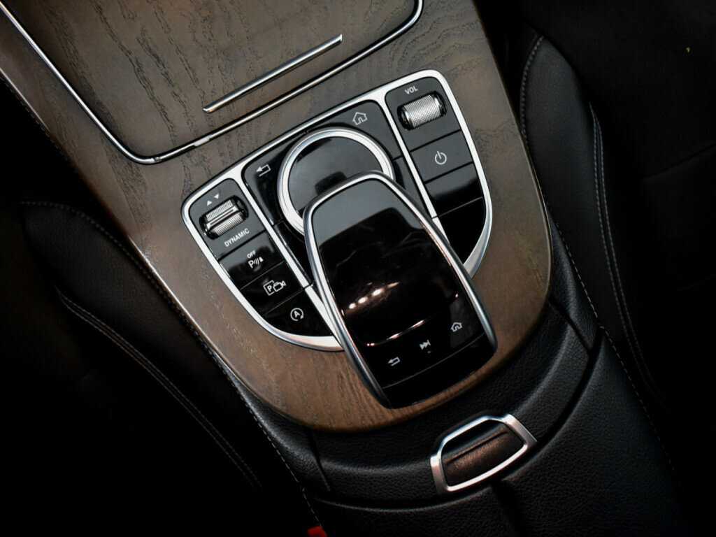 Mercedes-Benz E-Класс 2017 года с пробегом. Фото: #19