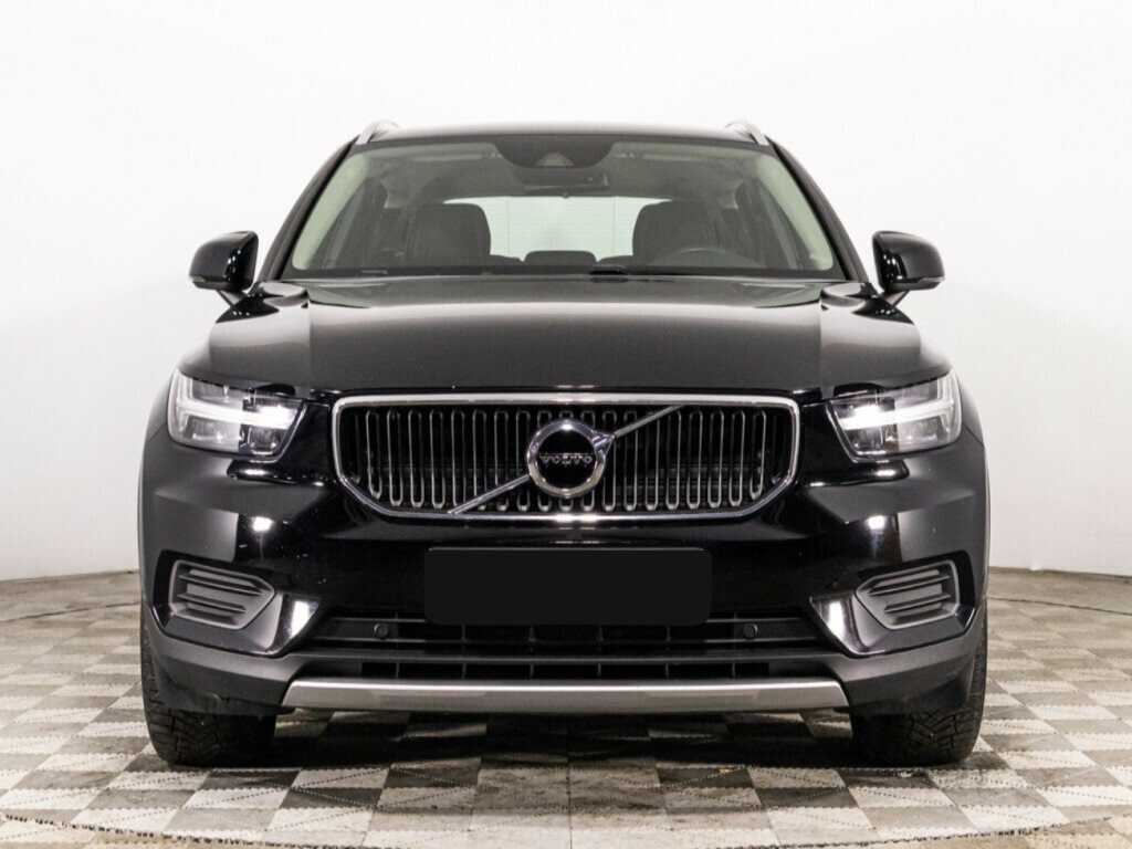 Volvo XC40 2019 года с пробегом. Фото: #1