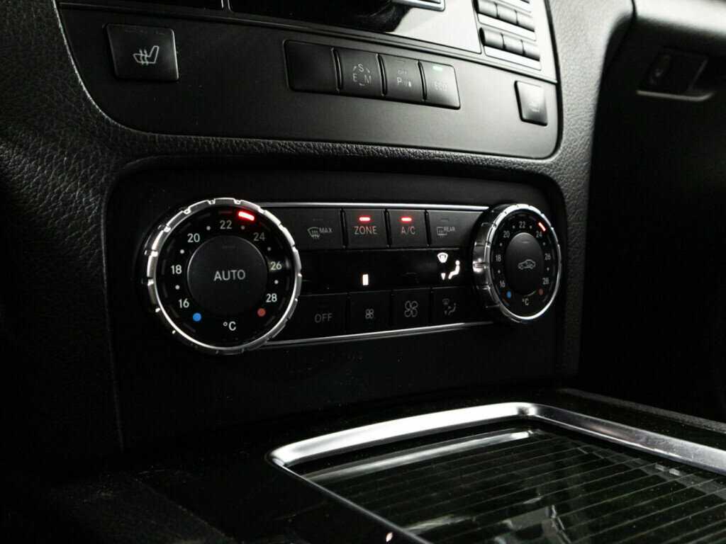 Mercedes-Benz GLK-Класс 2013 года с пробегом. Фото: #15