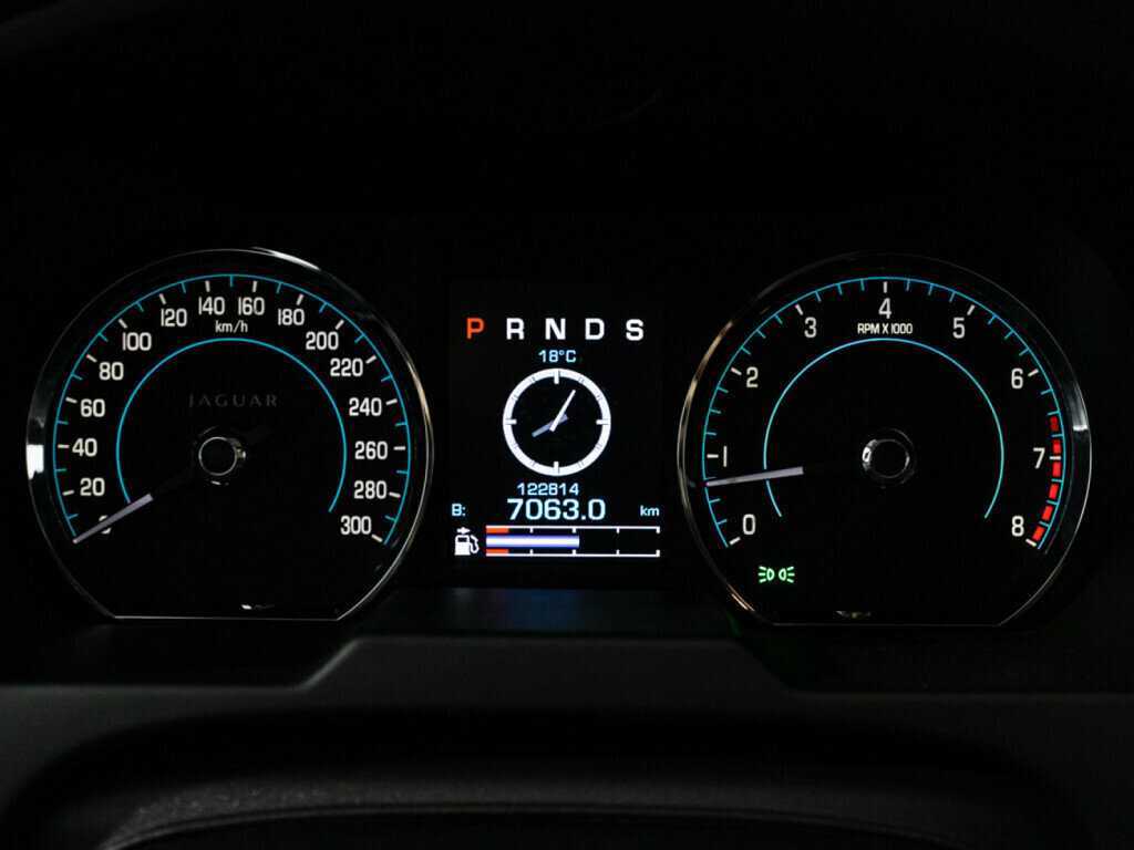 Jaguar XF 2012 года с пробегом. Фото: #11