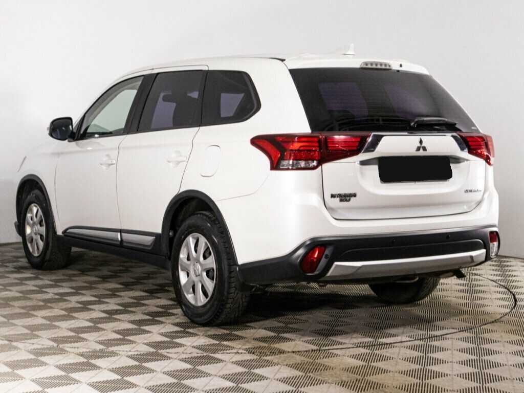Mitsubishi Outlander 2018 года с пробегом. Фото: #6