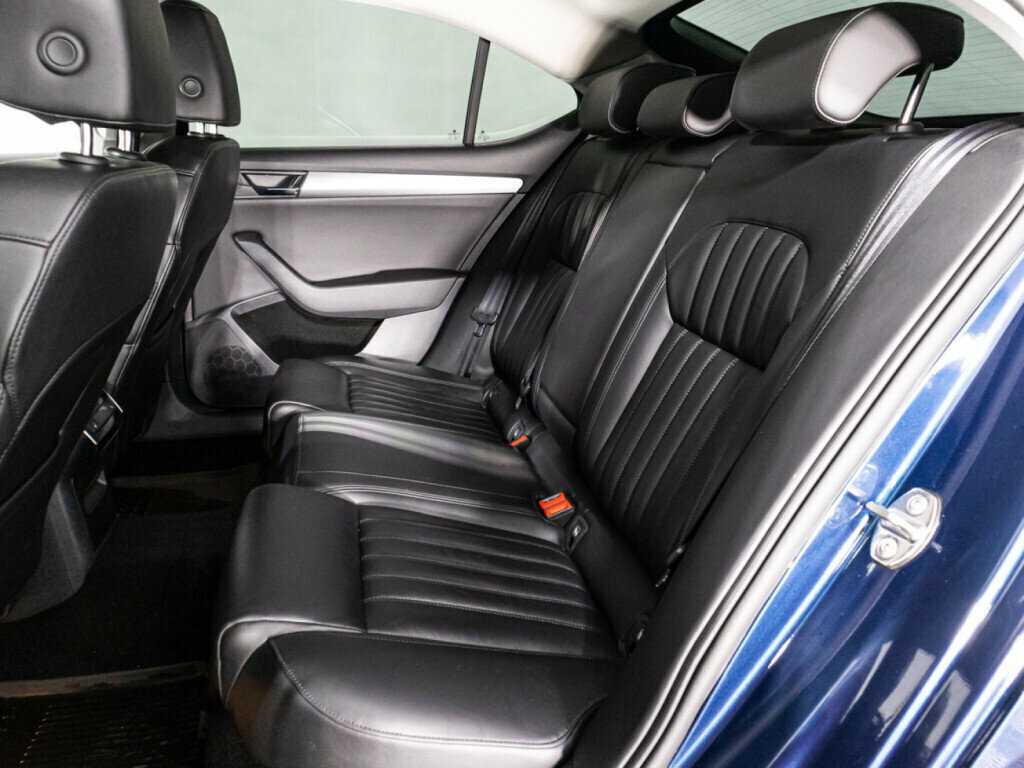 Skoda Superb 2018 года с пробегом. Фото: #9
