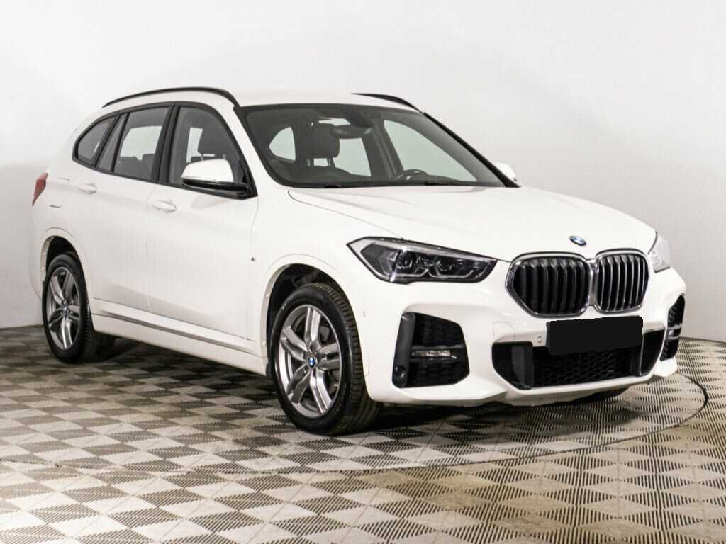 BMW X1 2021 года с пробегом. Фото: #2