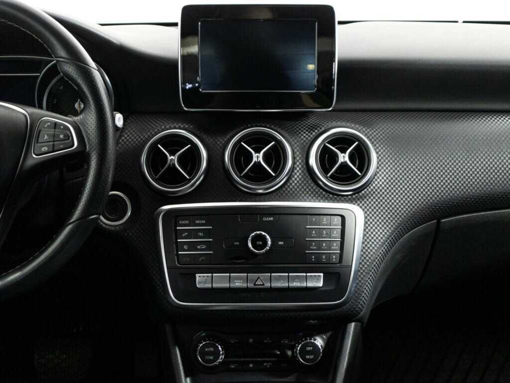 Mercedes-Benz A-Класс 2016 года с пробегом. Фото: #13