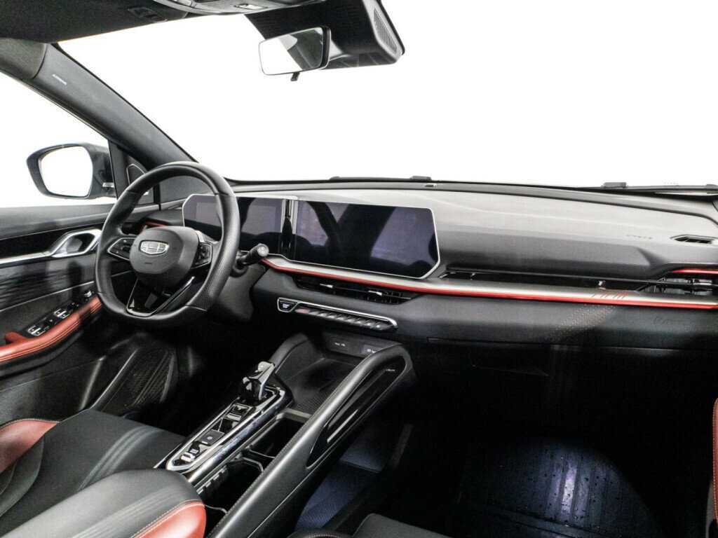 Geely Coolray 2023 года с пробегом. Фото: #8