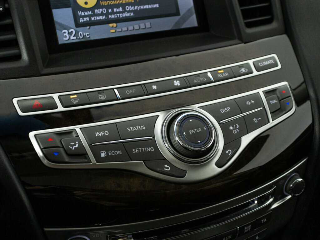 Infiniti QX60 2018 года с пробегом. Фото: #18