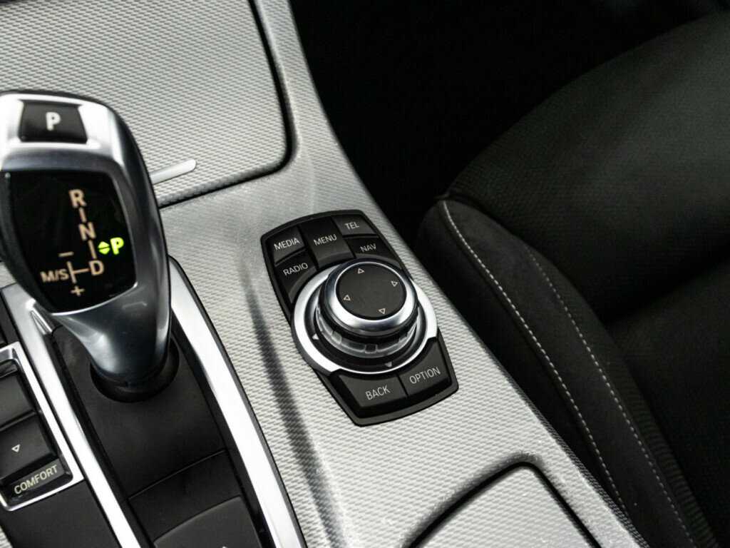 BMW 5 серии 2016 года с пробегом. Фото: #18