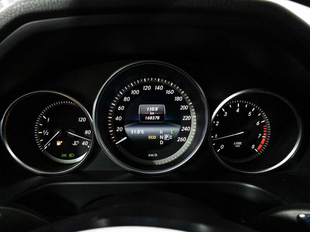 Mercedes-Benz E-Класс 2015 года с пробегом. Фото: #11