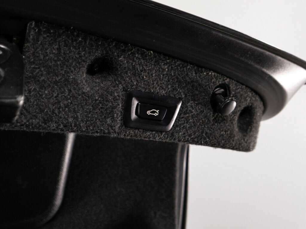 BMW 5 серии 2012 года с пробегом. Фото: #15