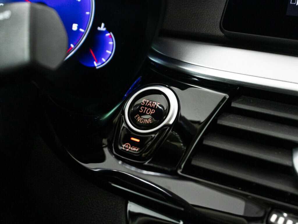 BMW 5 серии 2018 года с пробегом. Фото: #21