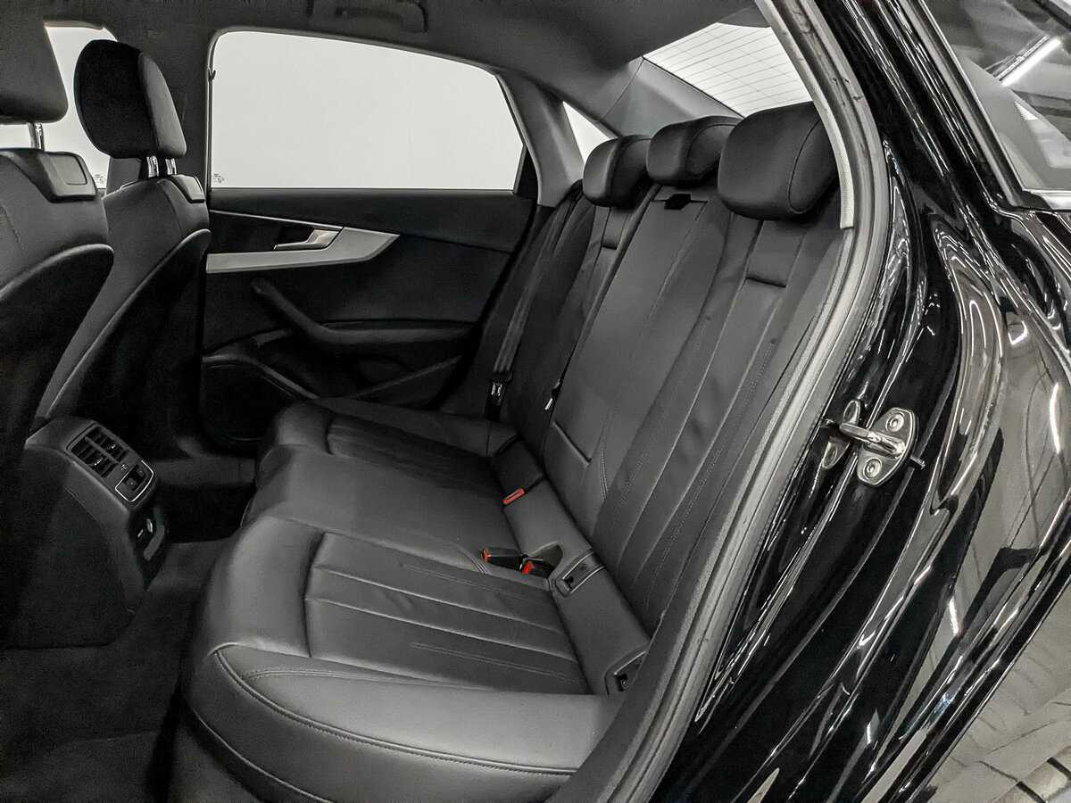 Audi A4 2020 года с пробегом. Фото: #17