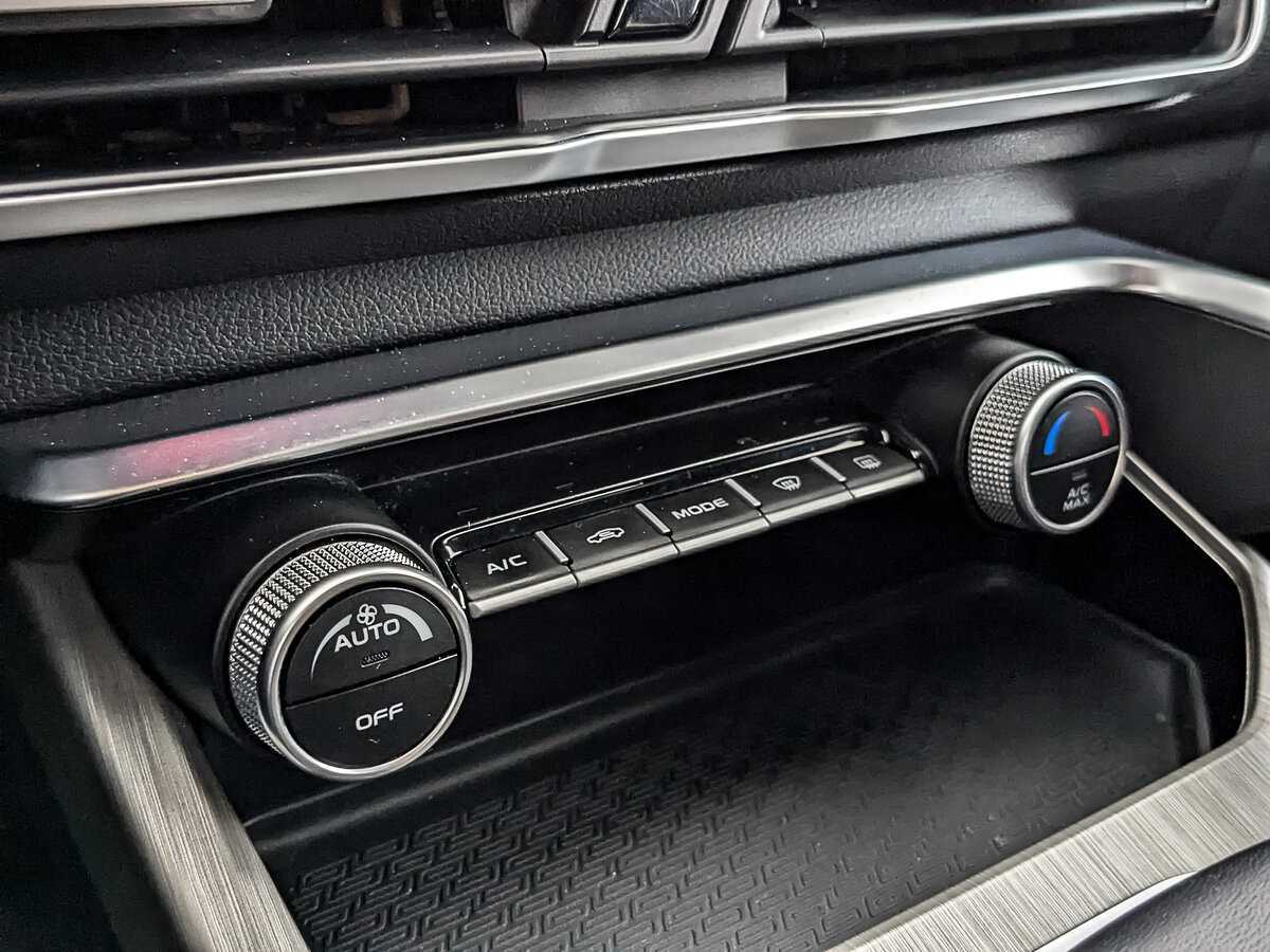 Geely Coolray 2023 года с пробегом. Фото: #20