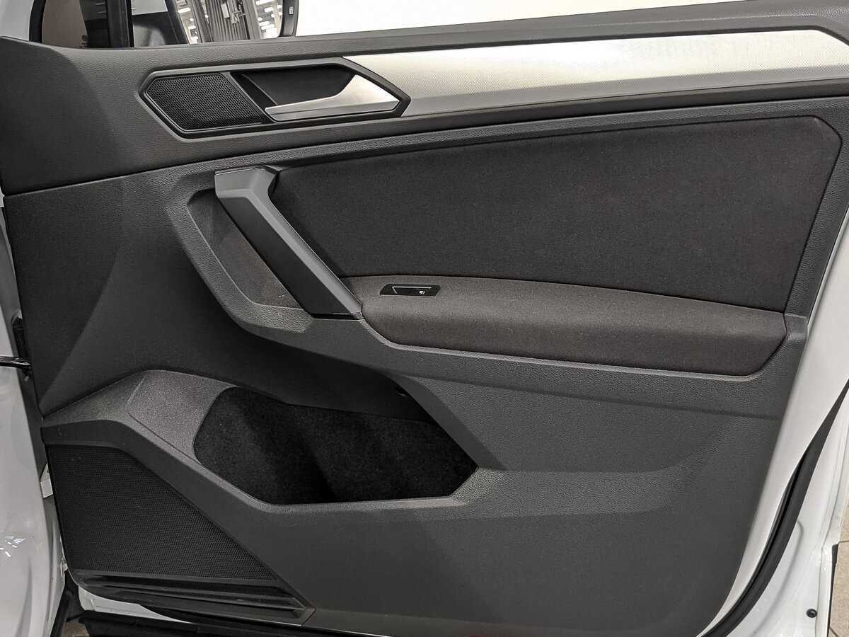 Volkswagen Tiguan 2020 года с пробегом. Фото: #24