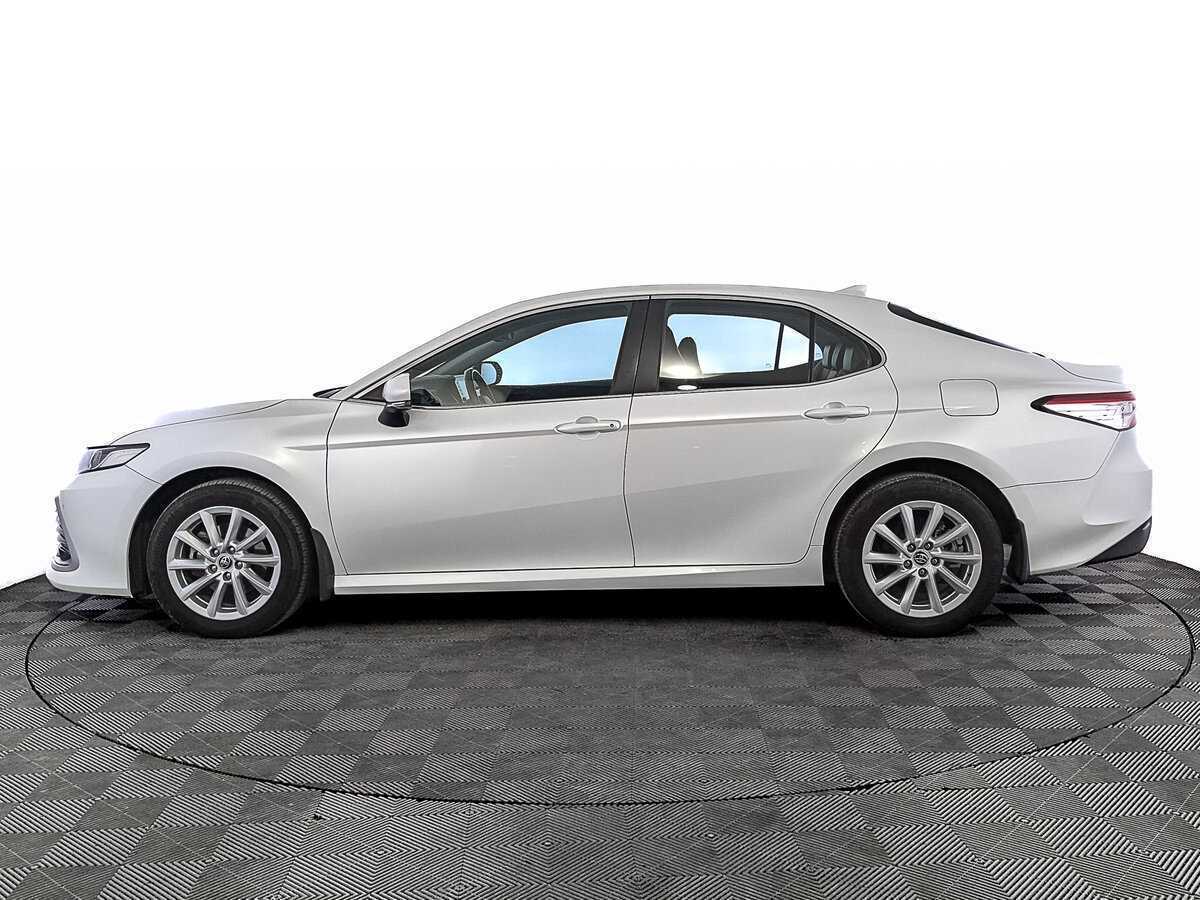 Toyota Camry 2021 года с пробегом. Фото: #7