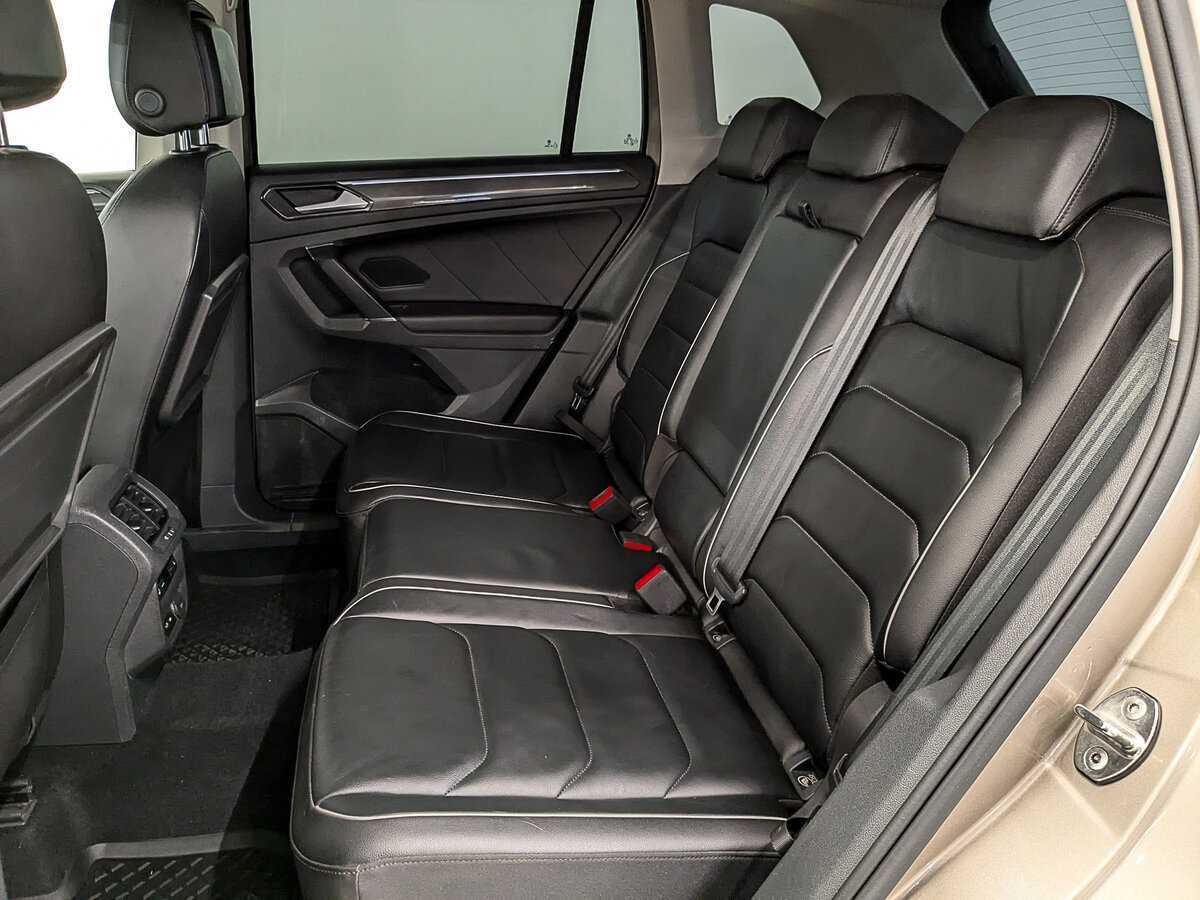 Volkswagen Tiguan 2018 года с пробегом. Фото: #11