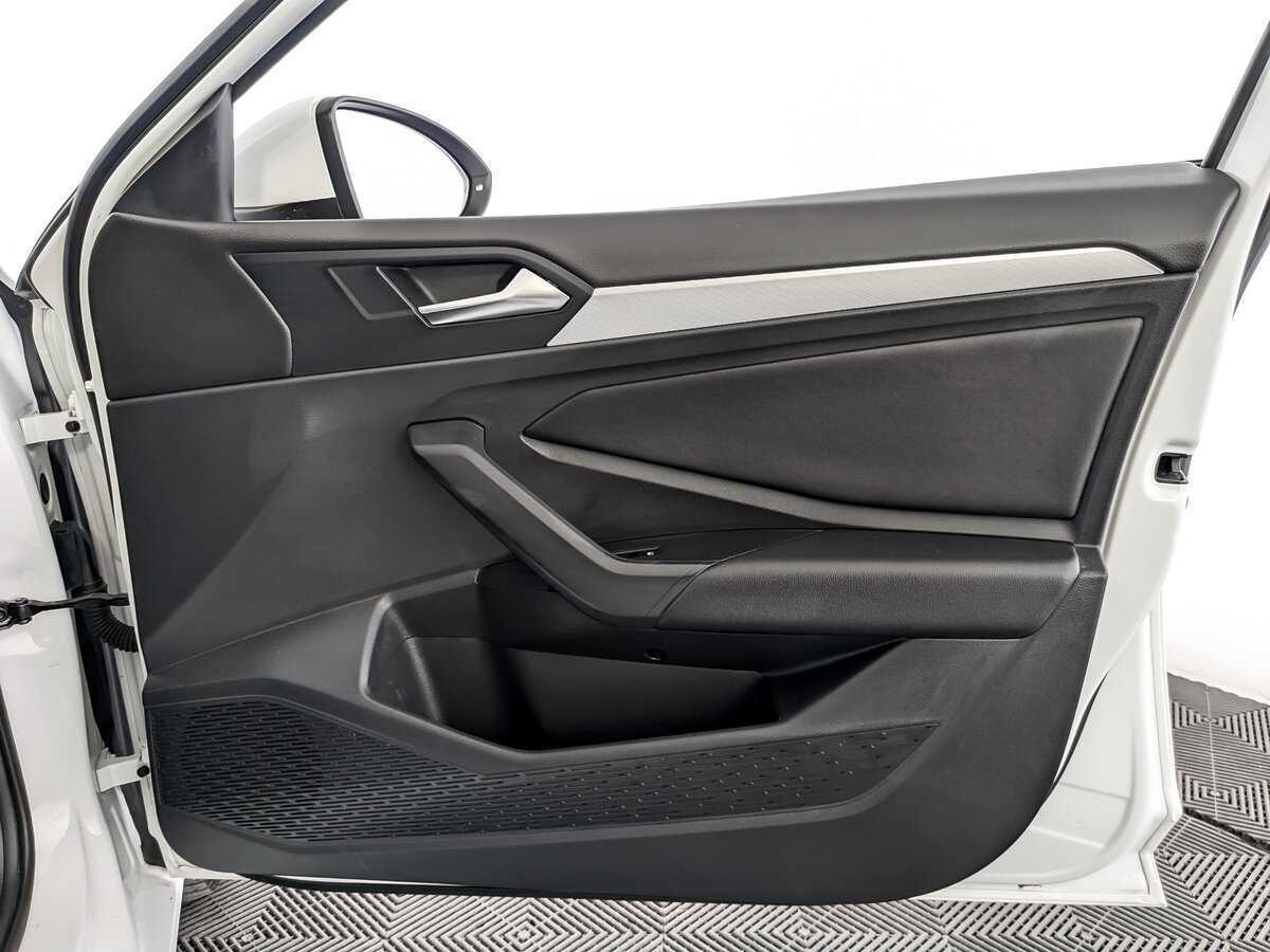 Volkswagen Jetta 2020 года с пробегом. Фото: #23