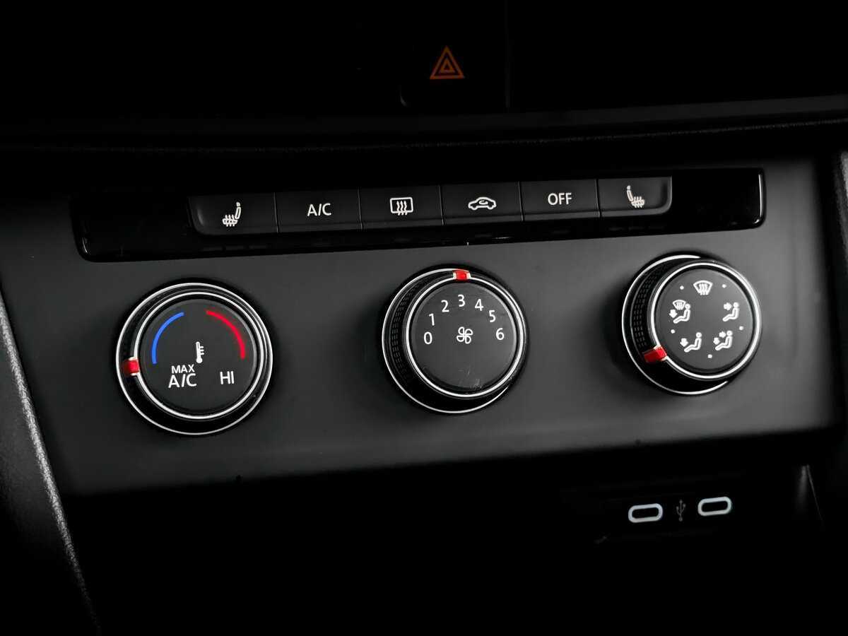 Volkswagen Jetta 2020 года с пробегом. Фото: #24