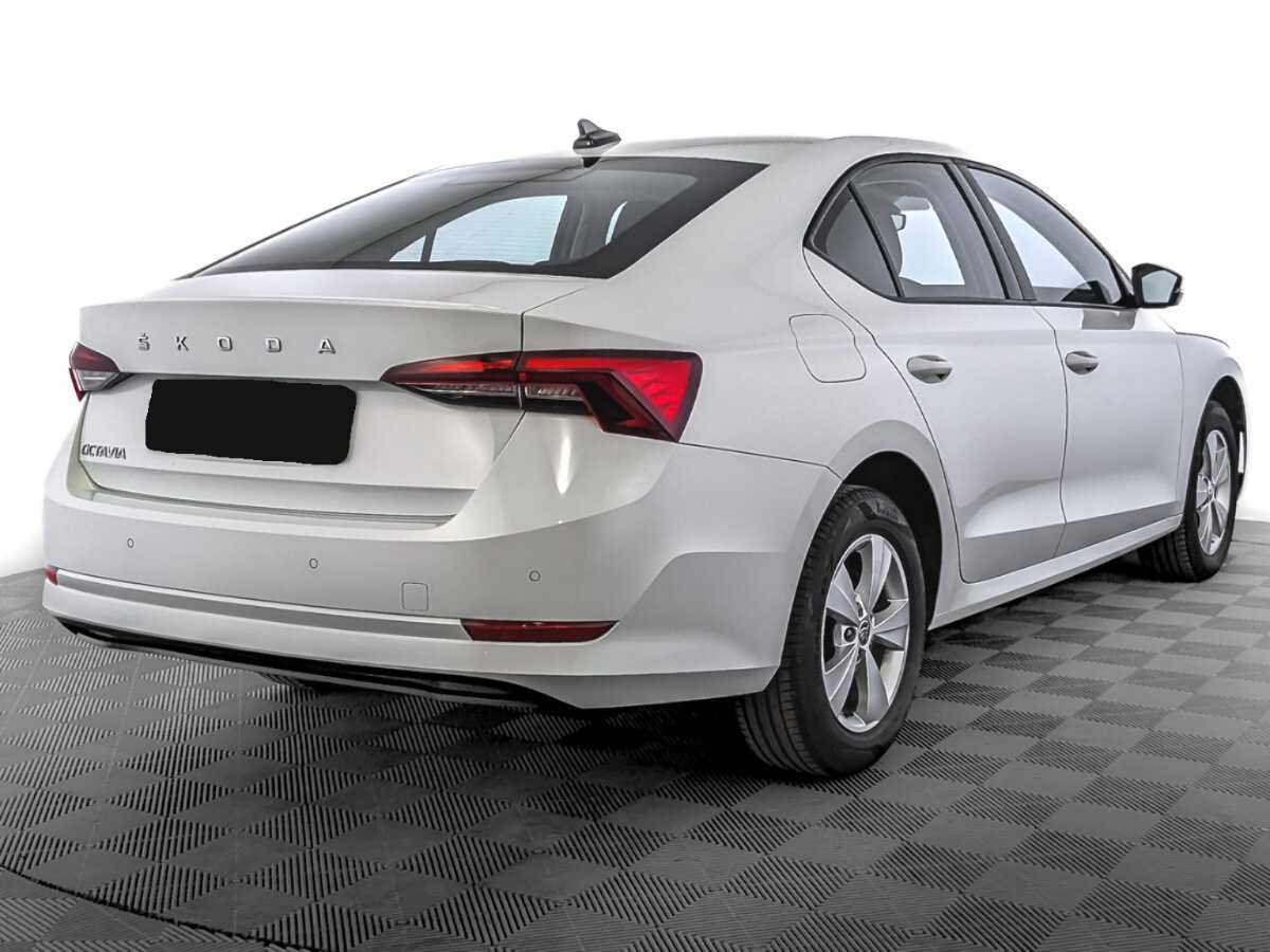 Skoda Octavia 2021 года с пробегом. Фото: #4