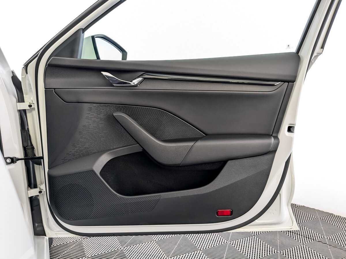 Skoda Octavia 2021 года с пробегом. Фото: #23