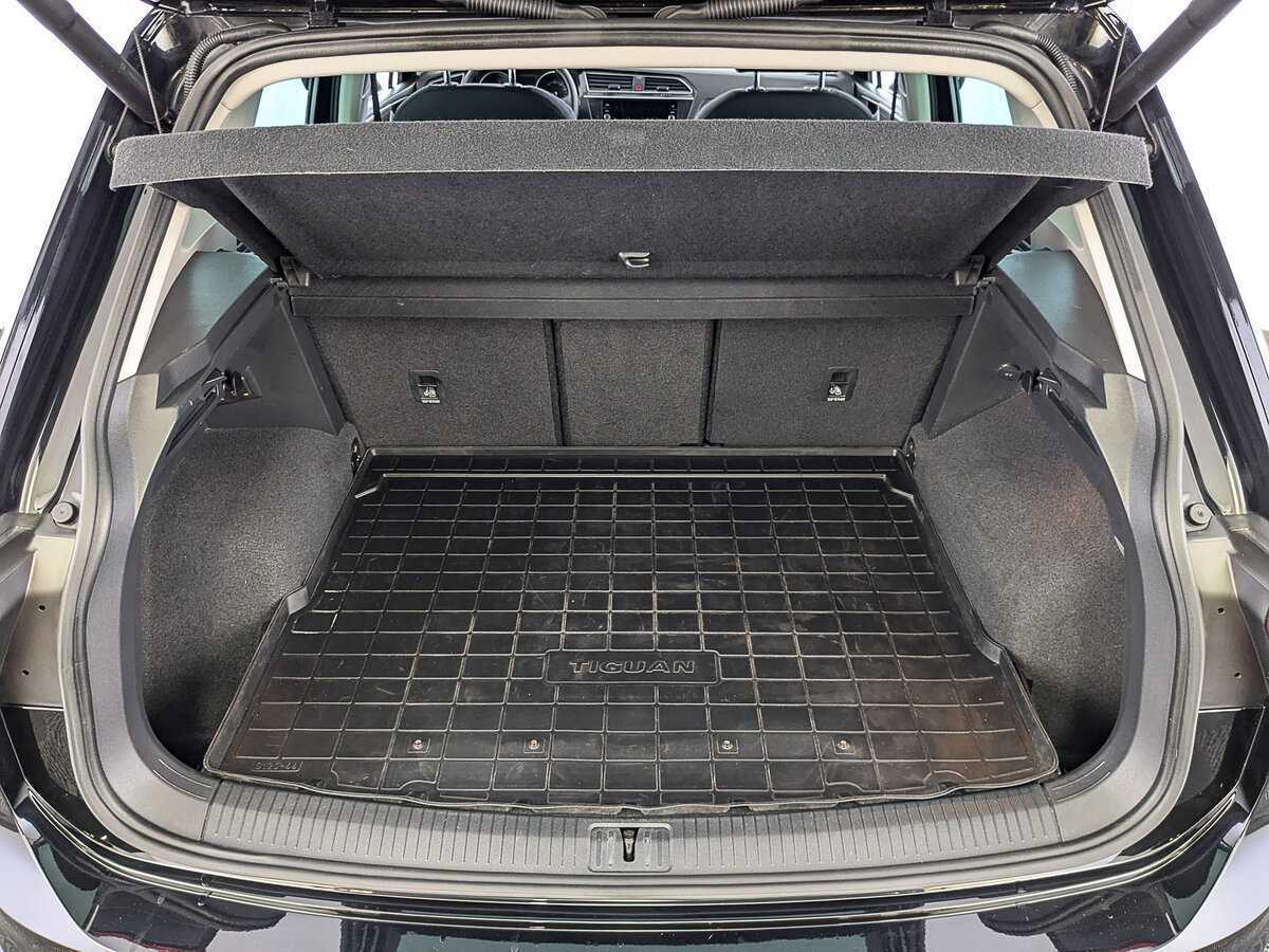 Volkswagen Tiguan 2018 года с пробегом. Фото: #9