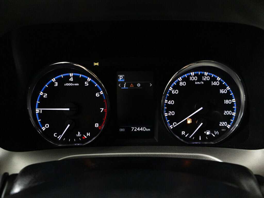 Toyota RAV4 2016 года с пробегом. Фото: #11