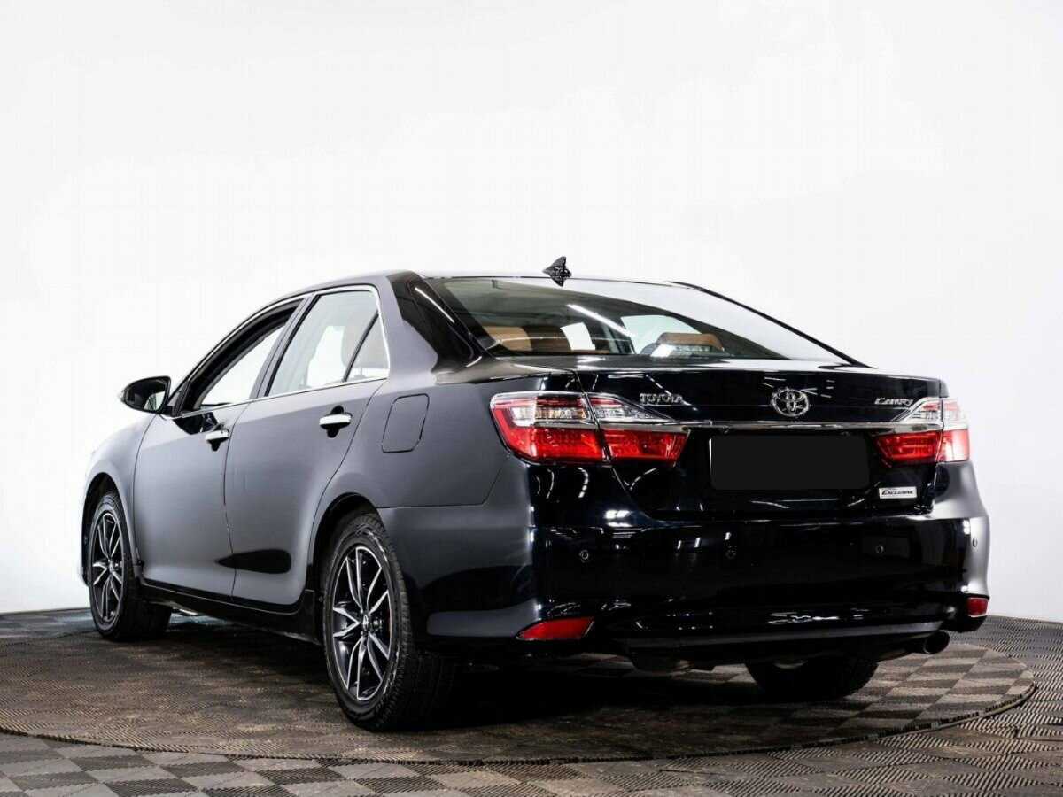 Toyota Camry 2017 года с пробегом. Фото: #3