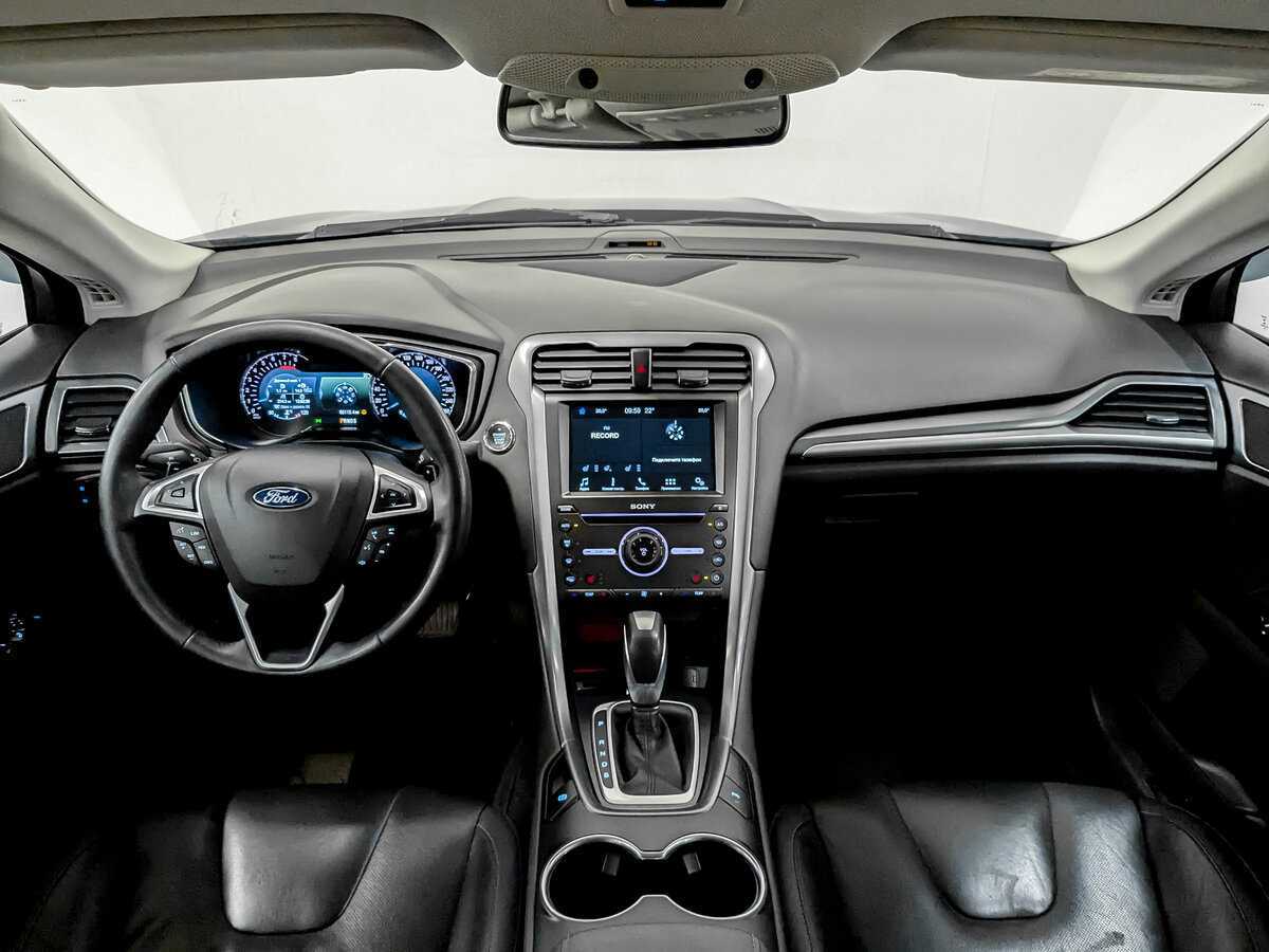 Ford Mondeo 2017 года с пробегом. Фото: #13