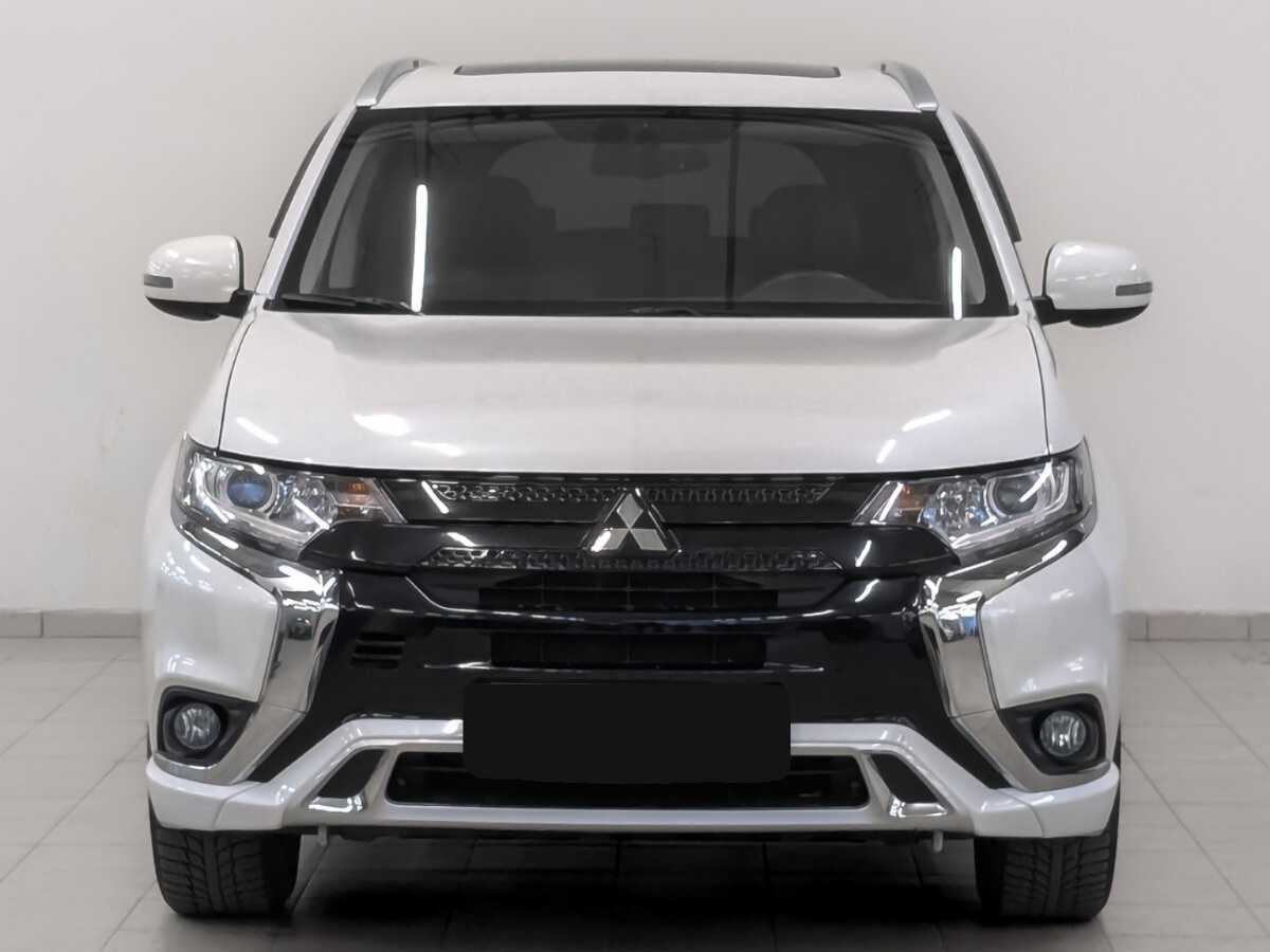 Mitsubishi Outlander 2022 года с пробегом. Фото: #1