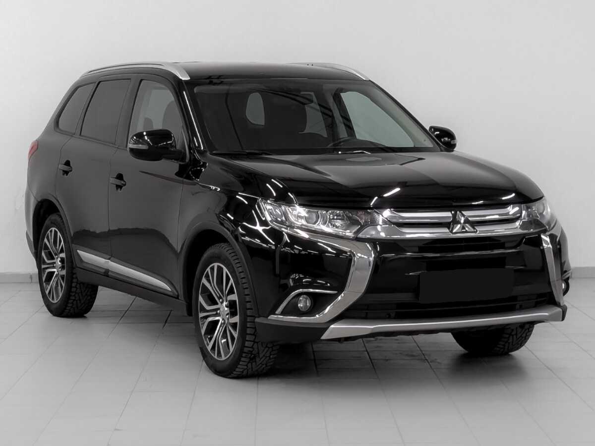 Mitsubishi Outlander 2018 года с пробегом. Фото: #2