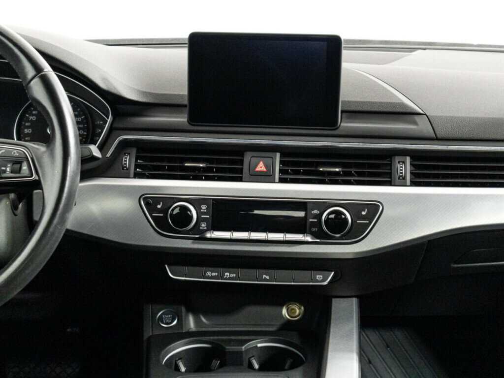 Audi A4 2015 года с пробегом. Фото: #13