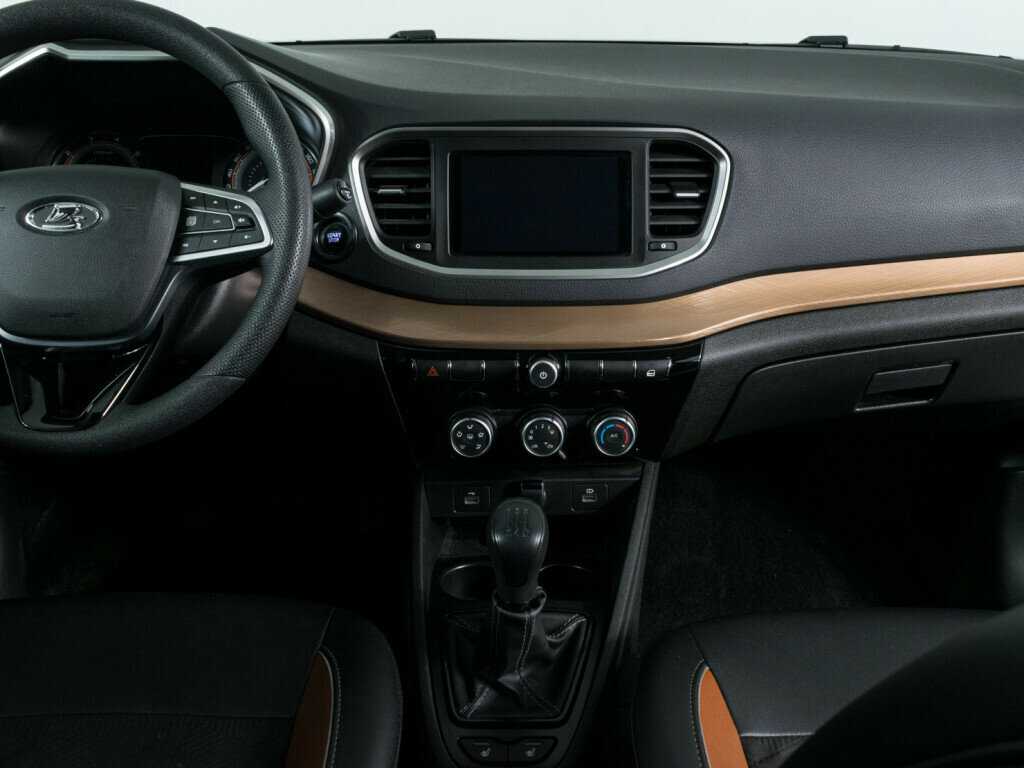 Lada (ВАЗ) Vesta 2023 года с пробегом. Фото: #8