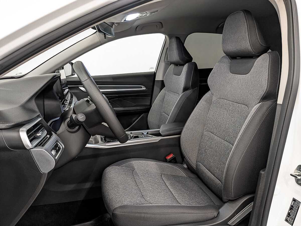 Geely Emgrand 2024 года с пробегом. Фото: #17