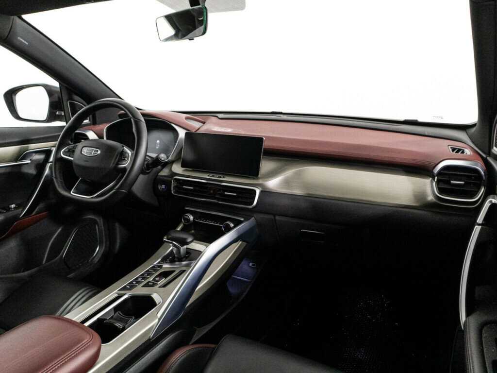 Geely Coolray 2023 года с пробегом. Фото: #8