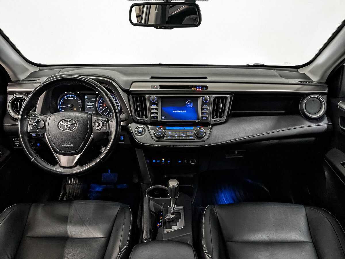 Toyota RAV4 2017 года с пробегом. Фото: #13