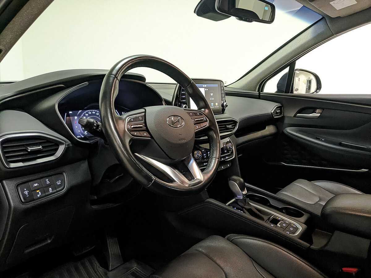 Hyundai Santa Fe 2018 года с пробегом. Фото: #12