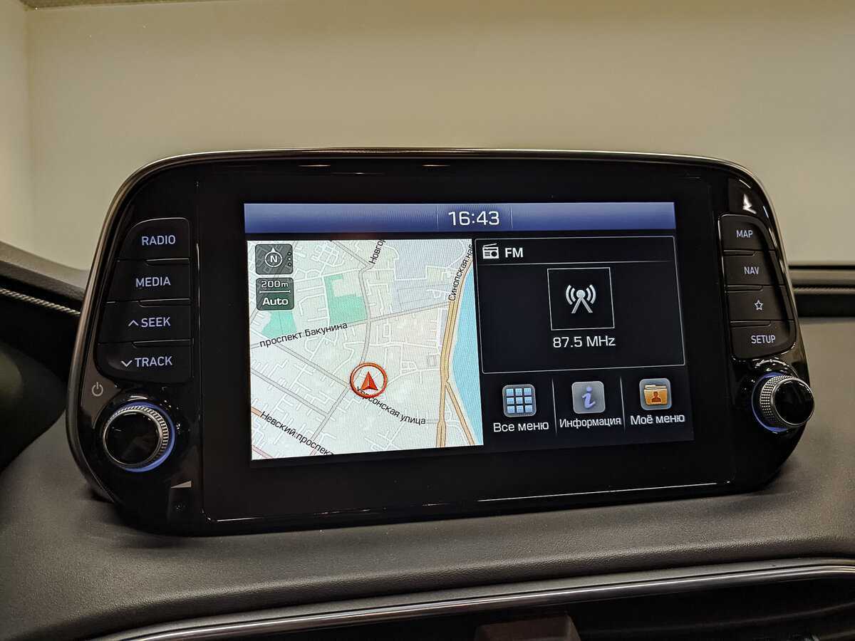 Hyundai Santa Fe 2018 года с пробегом. Фото: #14