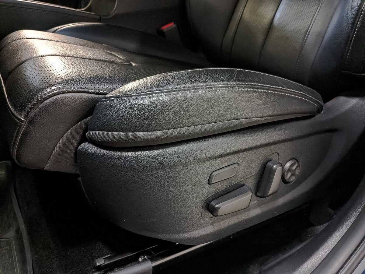 Hyundai Santa Fe 2018 года с пробегом. Фото: #23