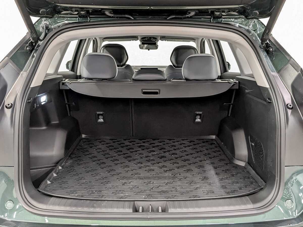 Geely Atlas 2024 года с пробегом. Фото: #9