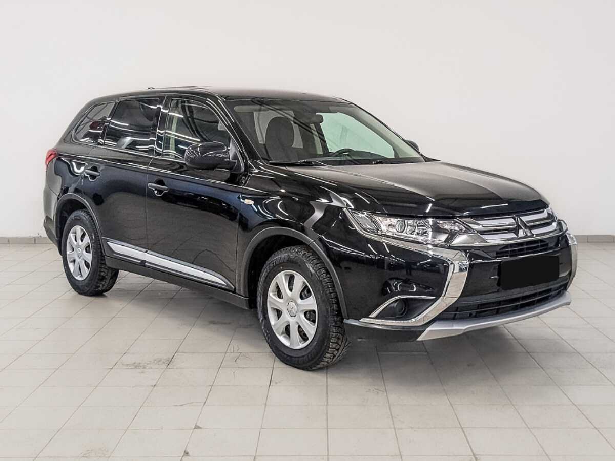 Mitsubishi Outlander 2018 года с пробегом. Фото: #2