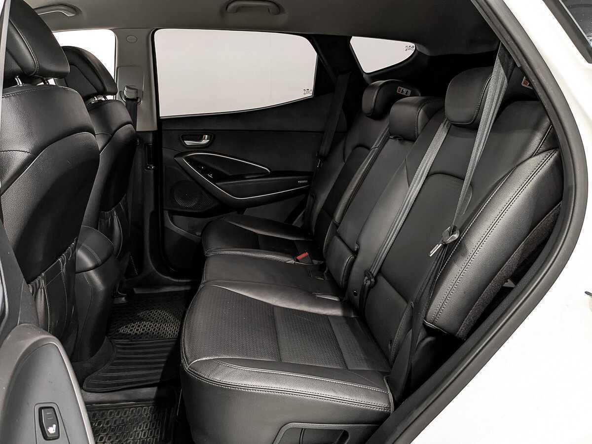 Б/У Хендай Санта Фе 2014 года. Фото: #17