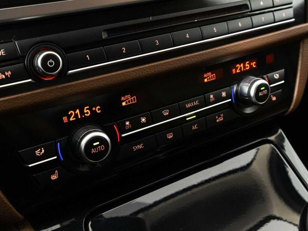 BMW 5 серии 2016 года с пробегом. Фото: #16