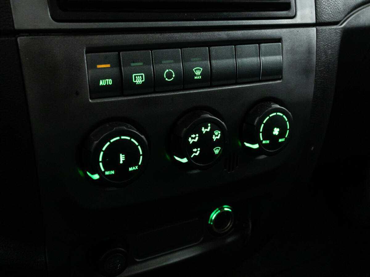 Б/У УАЗ Патриот 2016 года. Фото: #14